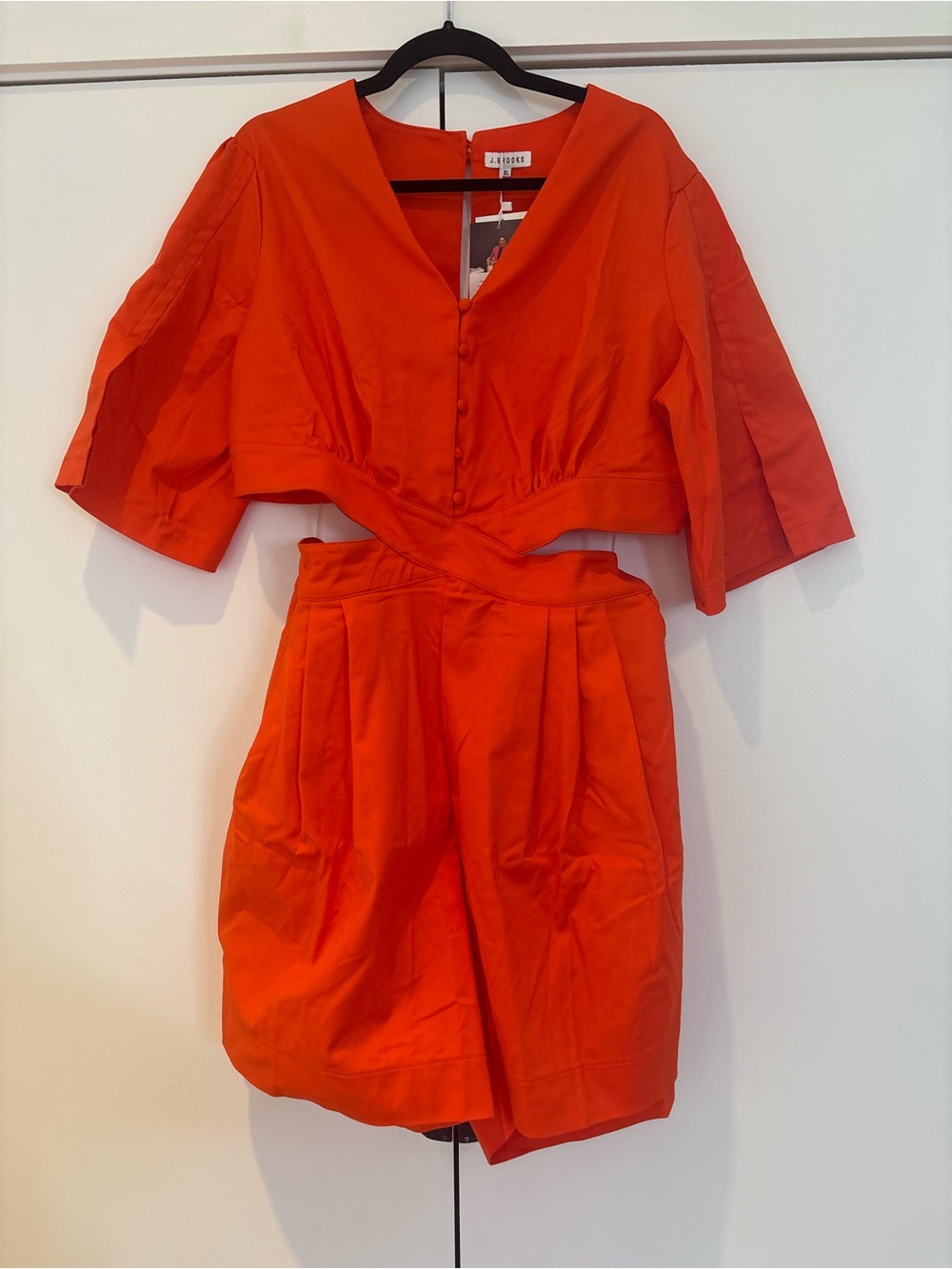 J. Brooks Boutique Orange Short Sleeve Cutout Romper - Size XL - Picture 6 of 9